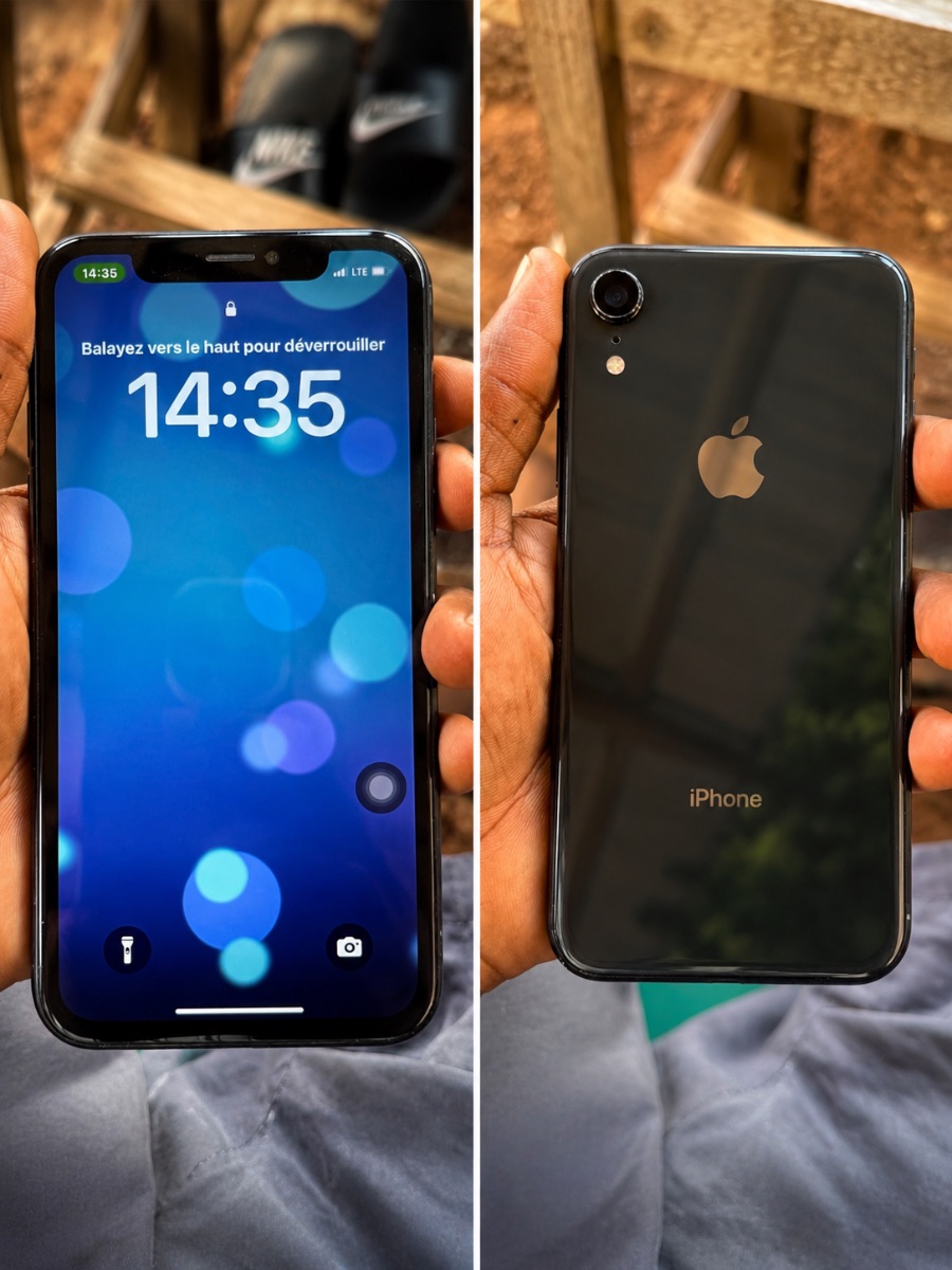 iPhone XR noir 64 giga